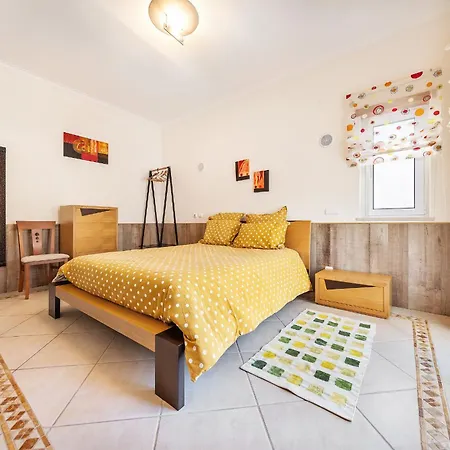 Sunflower By Ocvillas * Albufeira