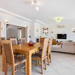 Villa Sunflower By Ocvillas *