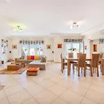 Villa Sunflower By Ocvillas Albufeira